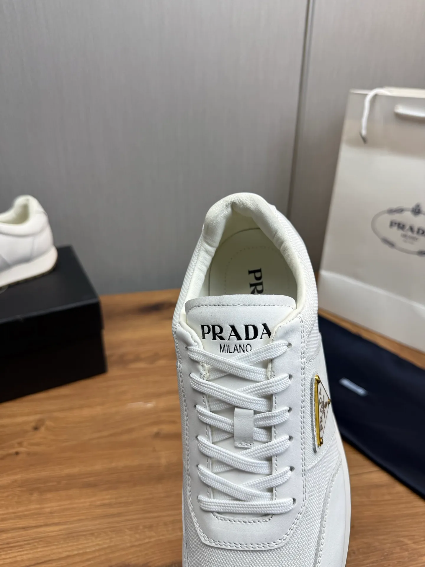 Men's shoes 💰760💰 [PRADA] New models synchronized with the official website, high-quality shipments ✔️Best sellers🔥 Original cowhide with mesh surface + cowhide lining, 1🆚1 replica, original bottom, 38-45 (men's 45 is custom-made and cannot be returned)